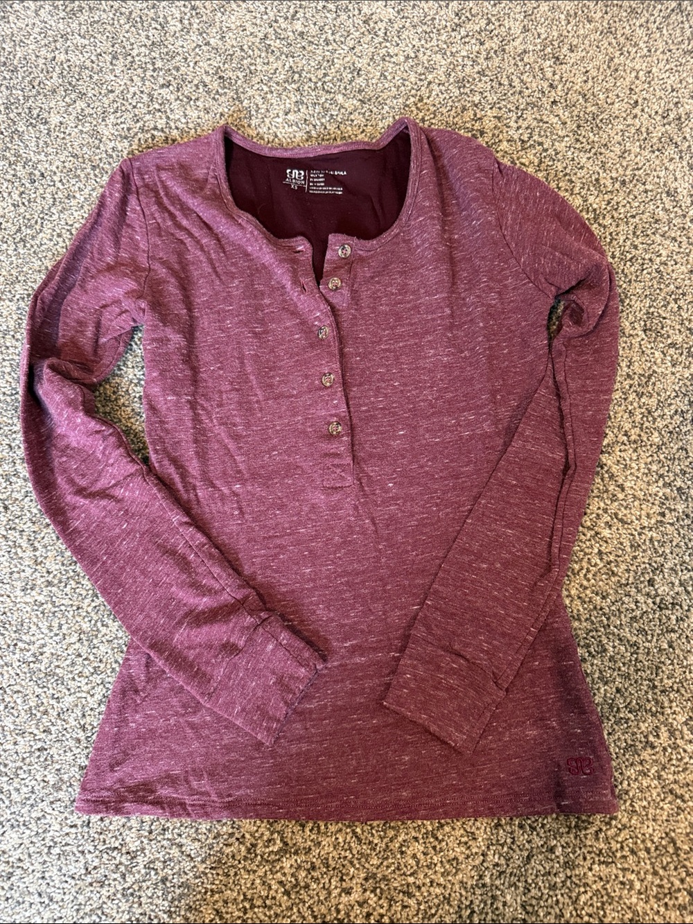 Albion Women's Long-Sleeve Henley Top - Plum